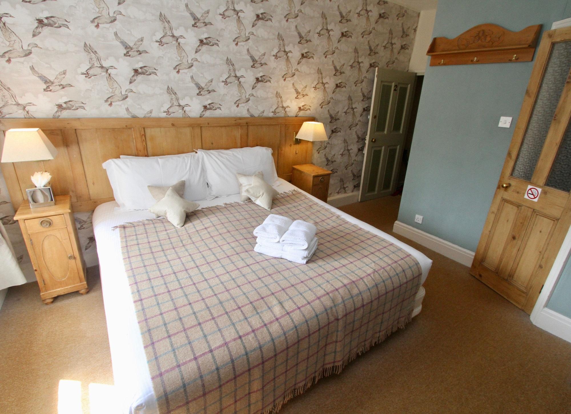 Ashfield House Hotel Grassington Bagian luar foto A bedroom at the hotel