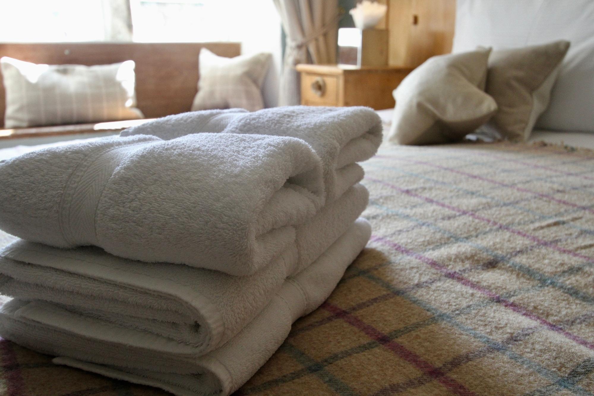 Ashfield House Hotel Grassington Bagian luar foto A futon